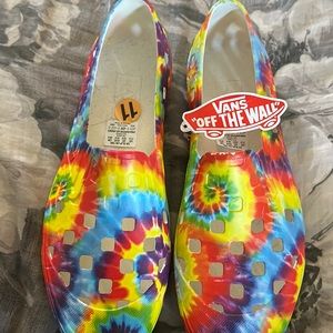 Vans Slip on trek tie dye